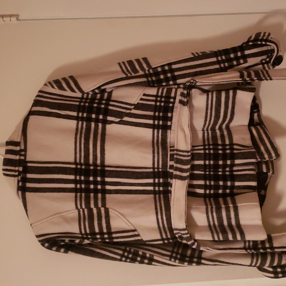 Miss Ashley coat - Picture 2 of 6